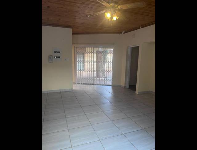 4 BEDROOM PROPERTY TO RENT IN RIVIERA PARK